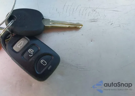 2013 Hyundai Elantra Gls from USA, damaged, VIN 5NPDH4AE3DH345009